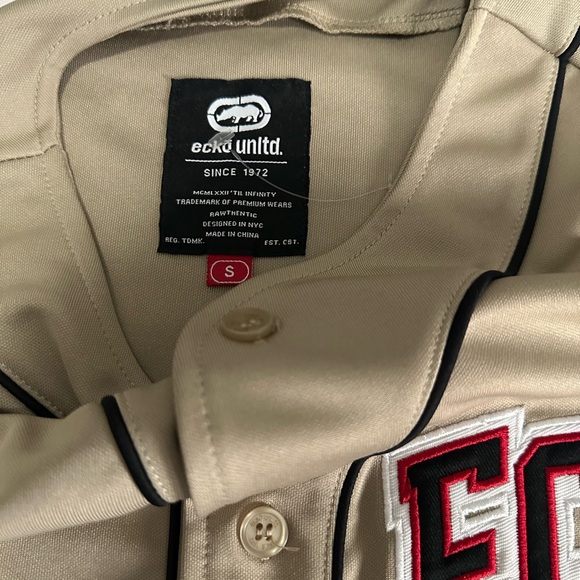 Ecko Unlimited Tan Button-Up with Red Accents - Picture 3 of 3